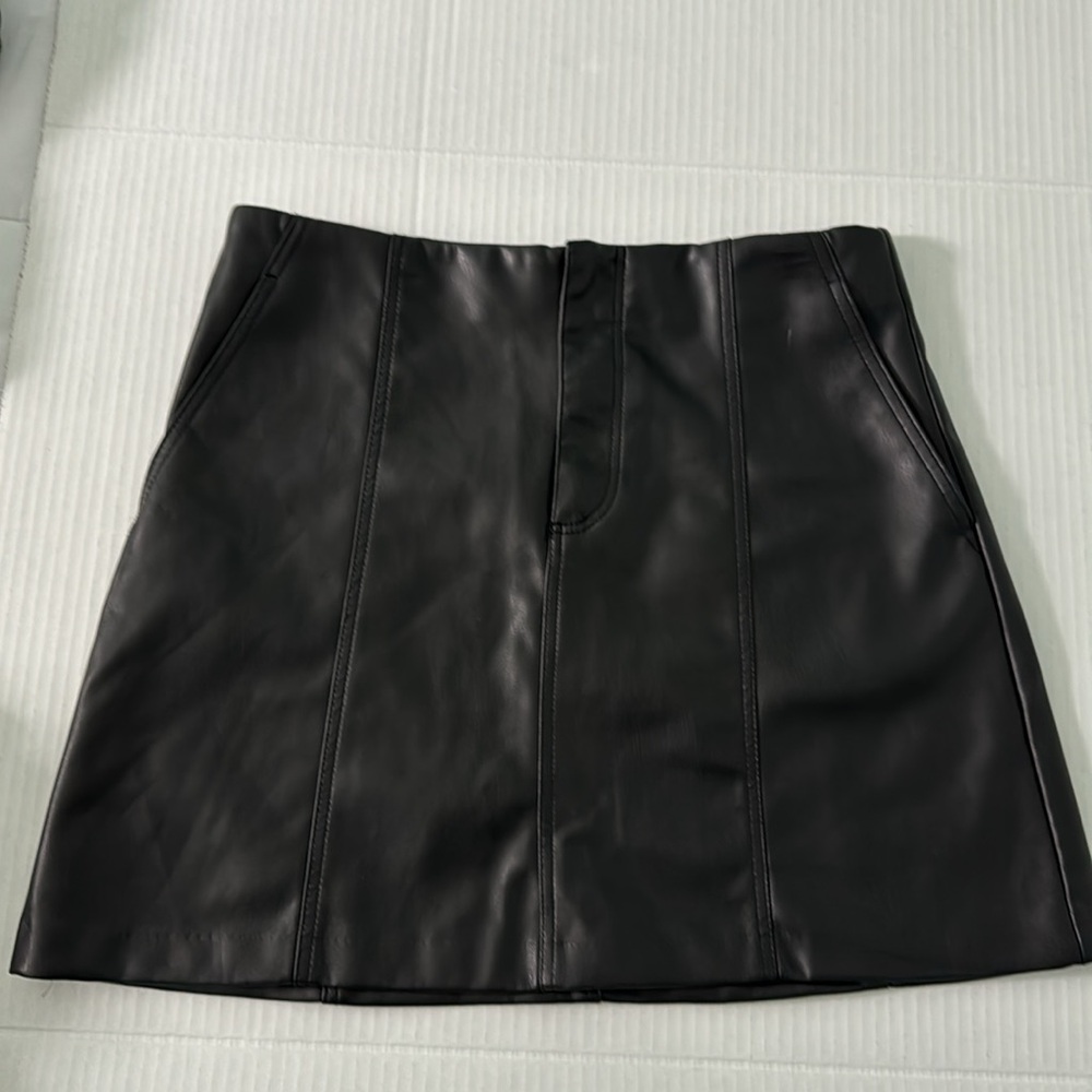 ZARA faux leather black mini skirt Size S